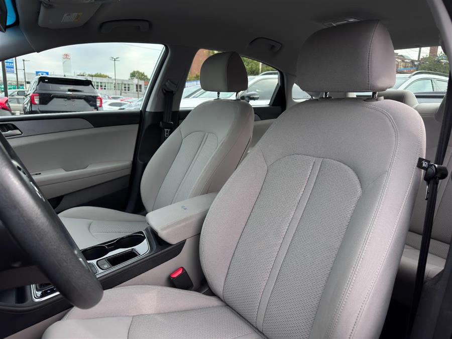 2019 Hyundai Sonata SE, available for sale in Woodside, New York | Drive Central. Woodside, New York 2019 Hyundai Sonata SE, available for sale in Woodside, New York | Drive Central. Woodside, New York