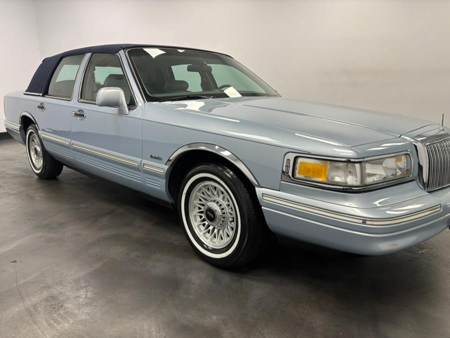 1997 Lincoln Town Car 4dr Sdn Executive, available for sale in Elizabeth, New Jersey | Dream Auto Group. Elizabeth, New Jersey 1997 Lincoln Town Car 4dr Sdn Executive, available for sale in Elizabeth, New Jersey | Dream Auto Group. Elizabeth, New Jersey