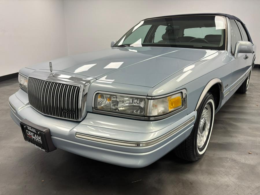 1997 Lincoln Town Car 4dr Sdn Executive, available for sale in Elizabeth, New Jersey | Dream Auto Group. Elizabeth, New Jersey 1997 Lincoln Town Car 4dr Sdn Executive, available for sale in Elizabeth, New Jersey | Dream Auto Group. Elizabeth, New Jersey