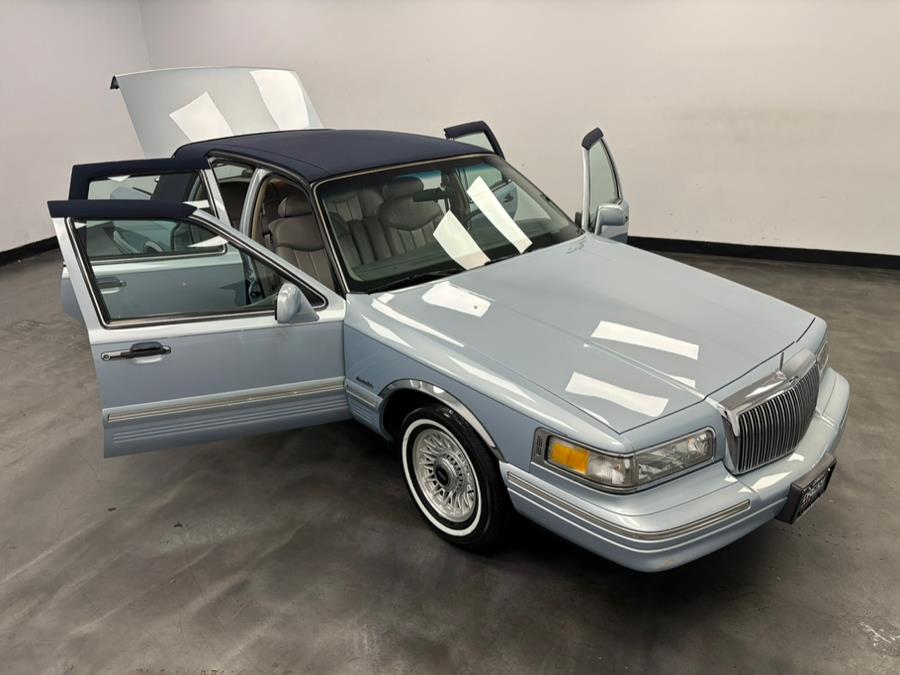 1997 Lincoln Town Car 4dr Sdn Executive, available for sale in Elizabeth, New Jersey | Dream Auto Group. Elizabeth, New Jersey 1997 Lincoln Town Car 4dr Sdn Executive, available for sale in Elizabeth, New Jersey | Dream Auto Group. Elizabeth, New Jersey