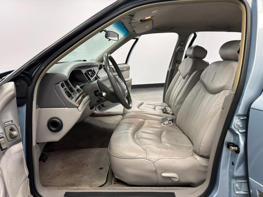 1997 Lincoln Town Car 4dr Sdn Executive, available for sale in Elizabeth, New Jersey | Dream Auto Group. Elizabeth, New Jersey 1997 Lincoln Town Car 4dr Sdn Executive, available for sale in Elizabeth, New Jersey | Dream Auto Group. Elizabeth, New Jersey