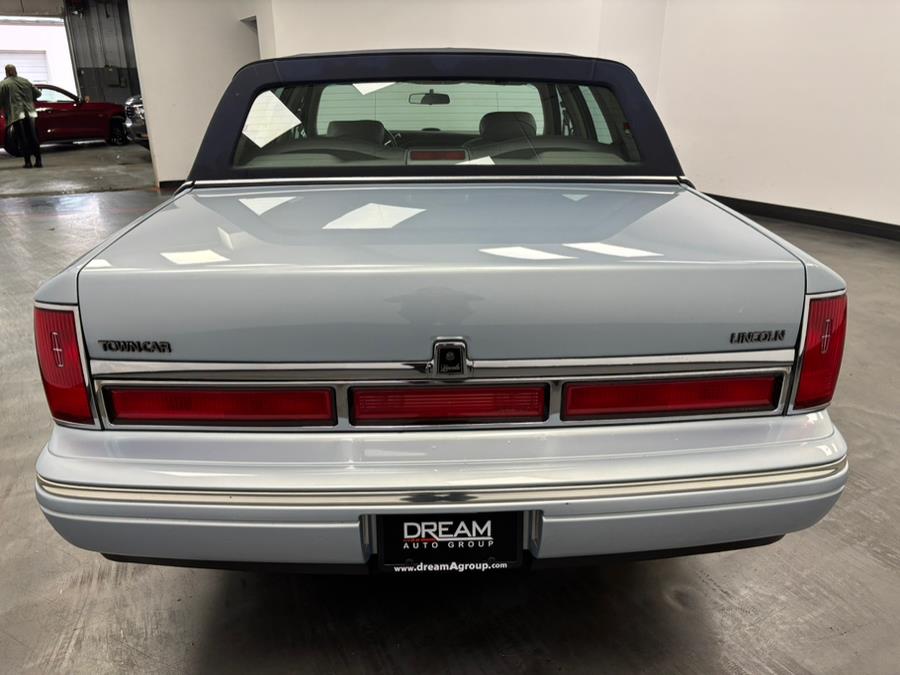 1997 Lincoln Town Car 4dr Sdn Executive, available for sale in Elizabeth, New Jersey | Dream Auto Group. Elizabeth, New Jersey 1997 Lincoln Town Car 4dr Sdn Executive, available for sale in Elizabeth, New Jersey | Dream Auto Group. Elizabeth, New Jersey