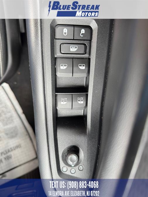 2023 Jeep Grand Cherokee L Laredo 4x4, available for sale in Elizabeth, New Jersey | Blue Streak Motors. Elizabeth, New Jersey 2023 Jeep Grand Cherokee L Laredo 4x4, available for sale in Elizabeth, New Jersey | Blue Streak Motors. Elizabeth, New Jersey