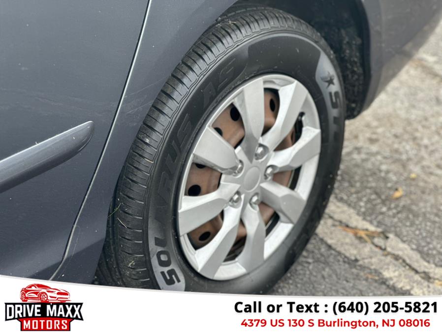 2010 Toyota Sienna 5dr 7-Pass Van LE FWD, available for sale in Burlington, New Jersey | Drive Maxx Motors. Burlington, New Jersey 2010 Toyota Sienna 5dr 7-Pass Van LE FWD, available for sale in Burlington, New Jersey | Drive Maxx Motors. Burlington, New Jersey