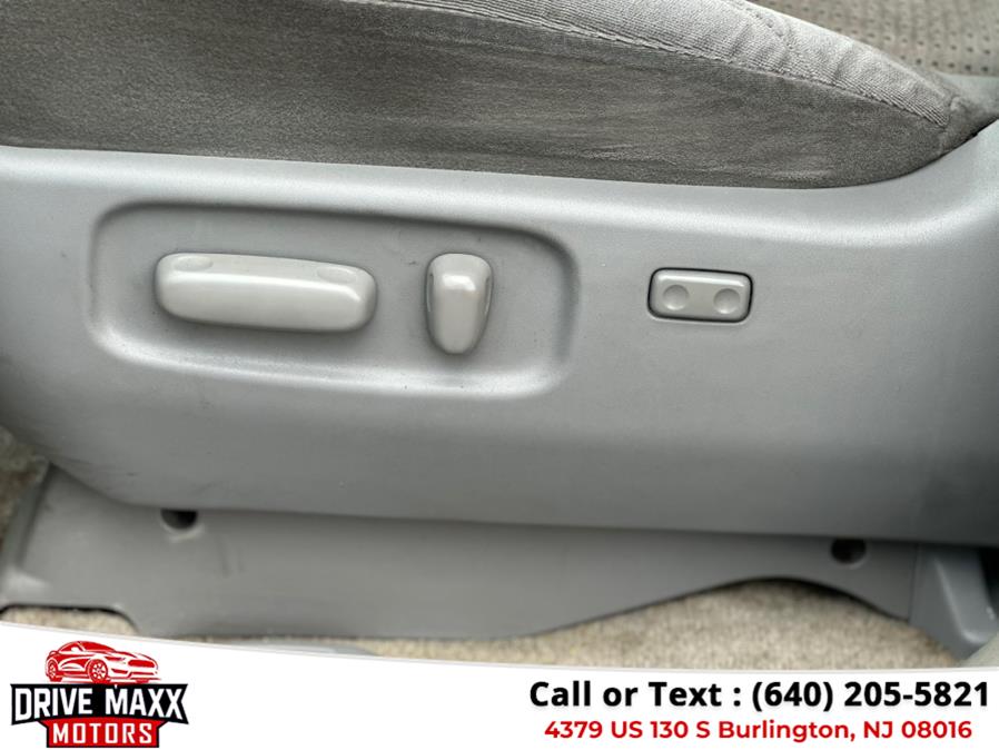 2010 Toyota Sienna 5dr 7-Pass Van LE FWD, available for sale in Burlington, New Jersey | Drive Maxx Motors. Burlington, New Jersey 2010 Toyota Sienna 5dr 7-Pass Van LE FWD, available for sale in Burlington, New Jersey | Drive Maxx Motors. Burlington, New Jersey