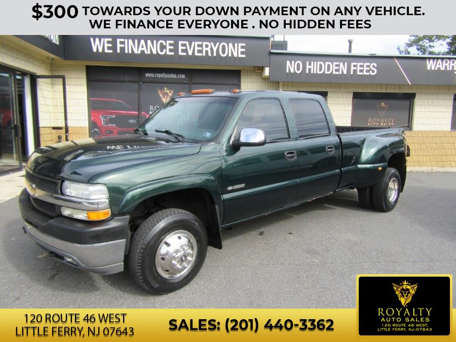 Used 2001 Chevrolet Silverado 3500 in Little Ferry, New Jersey | Royalty Auto Sales. Little Ferry, New Jersey