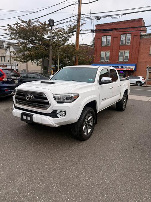 Used 2016 Toyota Tacoma in Shelton, Connecticut | Center Motorsports LLC. Shelton, Connecticut