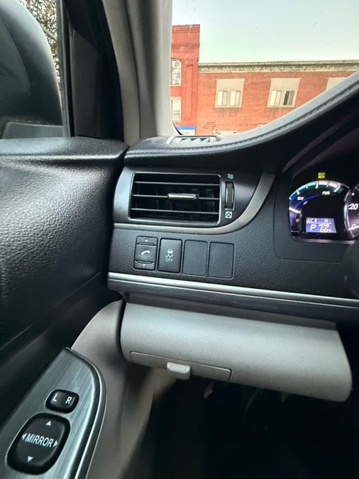 2012 Toyota Camry Hybrid 4dr Sdn LE, available for sale in Shelton, Connecticut | Center Motorsports LLC. Shelton, Connecticut 2012 Toyota Camry Hybrid 4dr Sdn LE, available for sale in Shelton, Connecticut | Center Motorsports LLC. Shelton, Connecticut