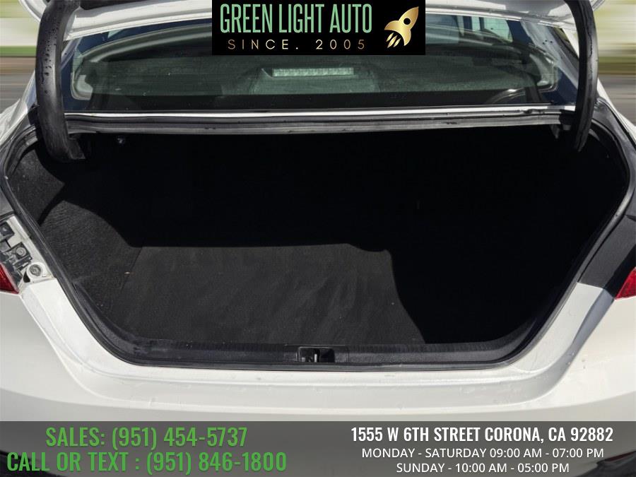 2019 Toyota Camry SE Auto (Natl), available for sale in Corona, California | Green Light Auto. Corona, California 2019 Toyota Camry SE Auto (Natl), available for sale in Corona, California | Green Light Auto. Corona, California