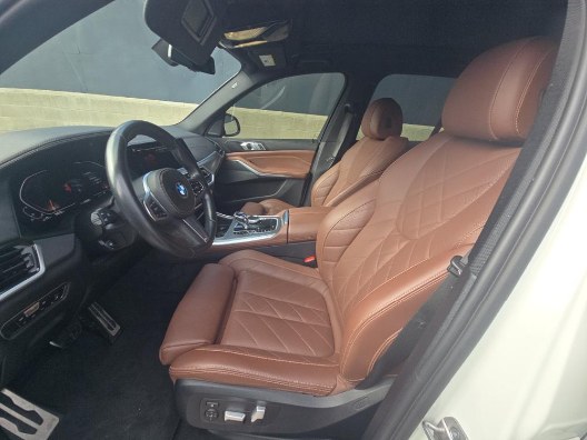 2023 BMW X5 xDrive40i Sports Activity Vehicle, available for sale in Franklin Square, New York | Luxury Motor Club. Franklin Square, New York 2023 BMW X5 xDrive40i Sports Activity Vehicle, available for sale in Franklin Square, New York | Luxury Motor Club. Franklin Square, New York