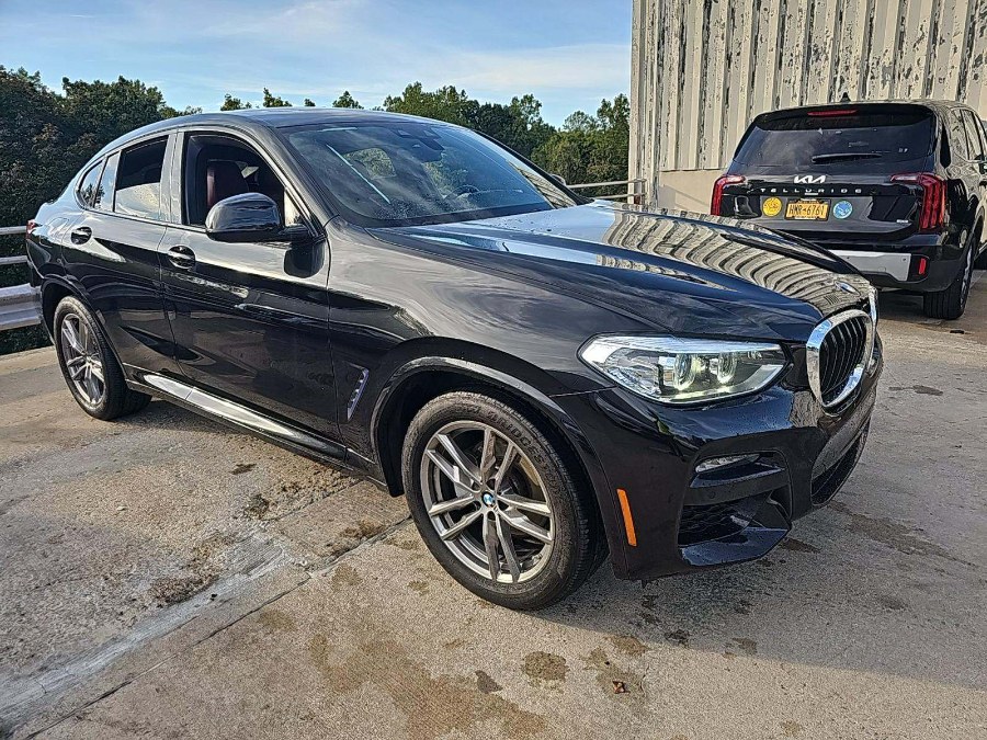 2021 BMW X4 xDrive30i Sports Activity Coupe, available for sale in Franklin Square, New York | Luxury Motor Club. Franklin Square, New York 2021 BMW X4 xDrive30i Sports Activity Coupe, available for sale in Franklin Square, New York | Luxury Motor Club. Franklin Square, New York