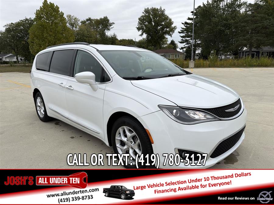 Used 2017 Chrysler Pacifica in Elida, Ohio | Josh's All Under Ten LLC. Elida, Ohio