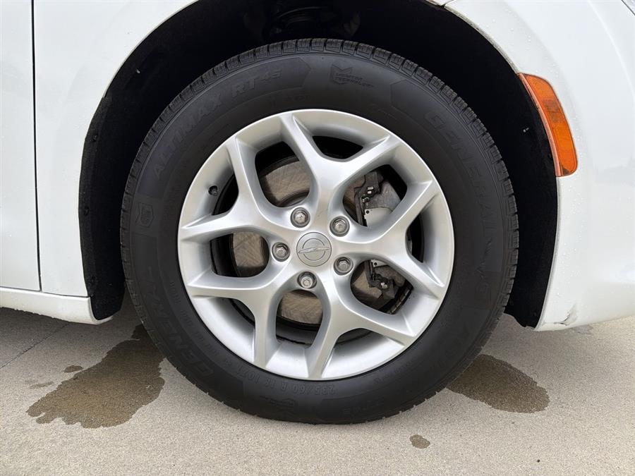 2017 Chrysler Pacifica Touring L, available for sale in Elida, Ohio | Josh's All Under Ten LLC. Elida, Ohio 2017 Chrysler Pacifica Touring L, available for sale in Elida, Ohio | Josh's All Under Ten LLC. Elida, Ohio