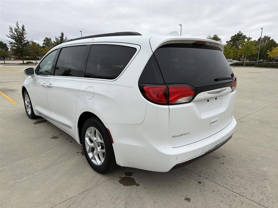2017 Chrysler Pacifica Touring L, available for sale in Elida, Ohio | Josh's All Under Ten LLC. Elida, Ohio 2017 Chrysler Pacifica Touring L, available for sale in Elida, Ohio | Josh's All Under Ten LLC. Elida, Ohio