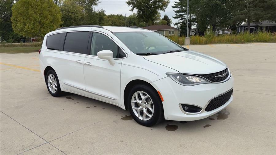 2017 Chrysler Pacifica Touring L, available for sale in Elida, Ohio | Josh's All Under Ten LLC. Elida, Ohio 2017 Chrysler Pacifica Touring L, available for sale in Elida, Ohio | Josh's All Under Ten LLC. Elida, Ohio