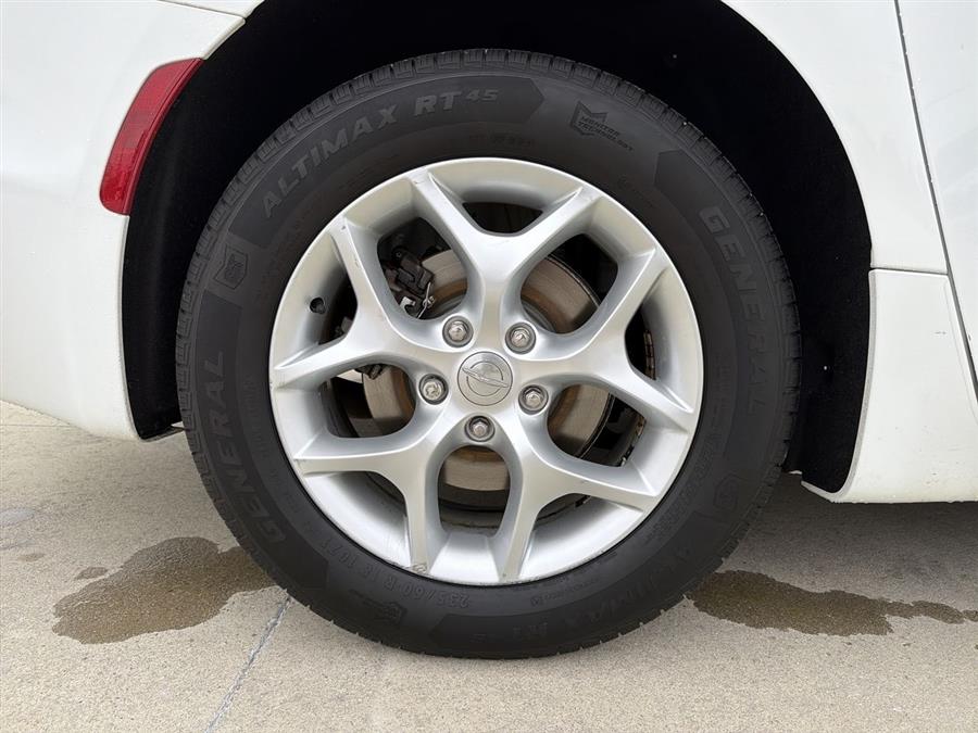 2017 Chrysler Pacifica Touring L, available for sale in Elida, Ohio | Josh's All Under Ten LLC. Elida, Ohio 2017 Chrysler Pacifica Touring L, available for sale in Elida, Ohio | Josh's All Under Ten LLC. Elida, Ohio