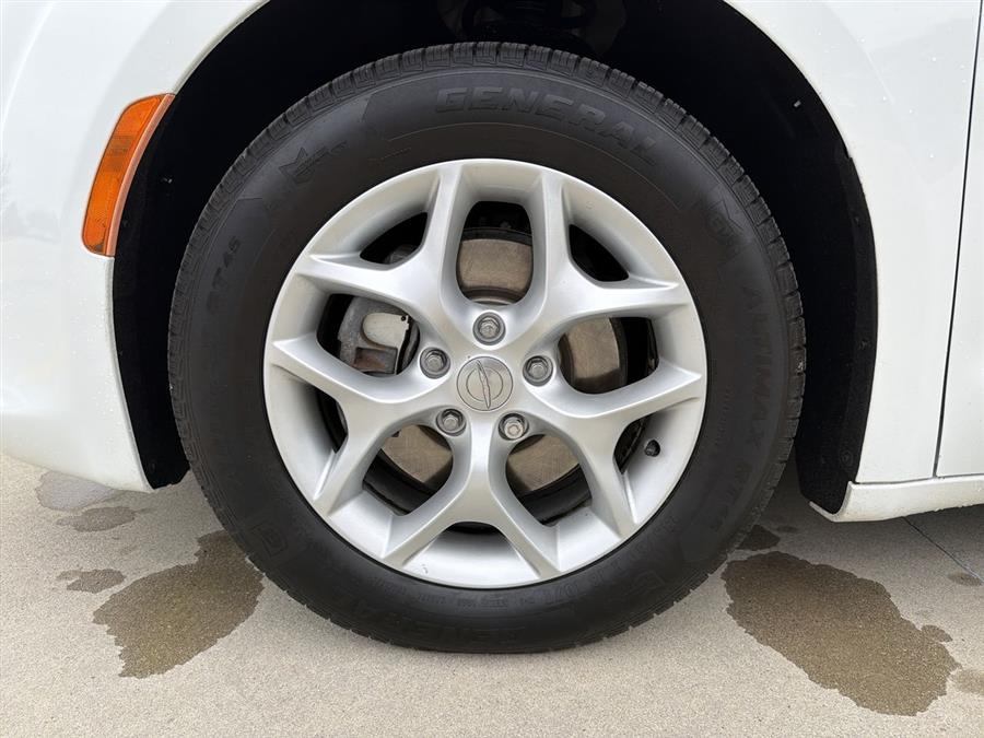 2017 Chrysler Pacifica Touring L, available for sale in Elida, Ohio | Josh's All Under Ten LLC. Elida, Ohio 2017 Chrysler Pacifica Touring L, available for sale in Elida, Ohio | Josh's All Under Ten LLC. Elida, Ohio