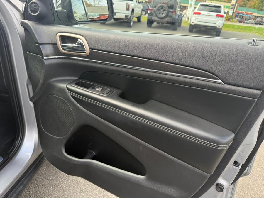 2015 Jeep Grand Cherokee 4WD 4dr Limited, available for sale in Southwick, Massachusetts | Country Auto Sales. Southwick, Massachusetts 2015 Jeep Grand Cherokee 4WD 4dr Limited, available for sale in Southwick, Massachusetts | Country Auto Sales. Southwick, Massachusetts