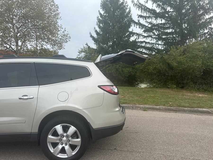 2017 Chevrolet Traverse FWD 4dr Premier, available for sale in Beavercreek, Ohio | Wholesale Direct Motors. Beavercreek, Ohio 2017 Chevrolet Traverse FWD 4dr Premier, available for sale in Beavercreek, Ohio | Wholesale Direct Motors. Beavercreek, Ohio