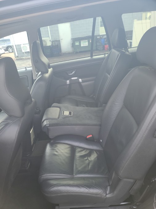 2014 Volvo XC90 AWD 4dr, available for sale in Manchester, Connecticut | Yara Motors. Manchester, Connecticut 2014 Volvo XC90 AWD 4dr, available for sale in Manchester, Connecticut | Yara Motors. Manchester, Connecticut