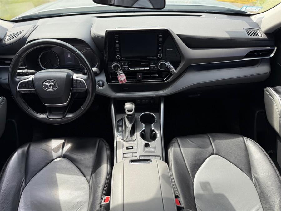 2022 Toyota Highlander L, available for sale in Lawrence, Massachusetts | Home Run Auto Sales Inc. Lawrence, Massachusetts 2022 Toyota Highlander L, available for sale in Lawrence, Massachusetts | Home Run Auto Sales Inc. Lawrence, Massachusetts