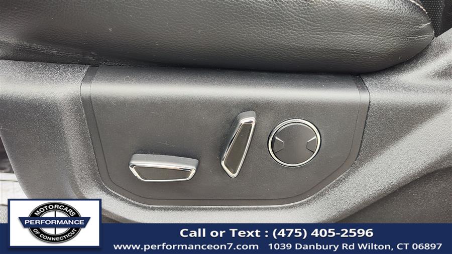 2018 Ford Super Duty F-250 SRW LARIAT 4WD Crew Cab 8'' Box, available for sale in Wilton, Connecticut | Performance Motor Cars Of Connecticut LLC. Wilton, Connecticut 2018 Ford Super Duty F-250 SRW LARIAT 4WD Crew Cab 8'' Box, available for sale in Wilton, Connecticut | Performance Motor Cars Of Connecticut LLC. Wilton, Connecticut