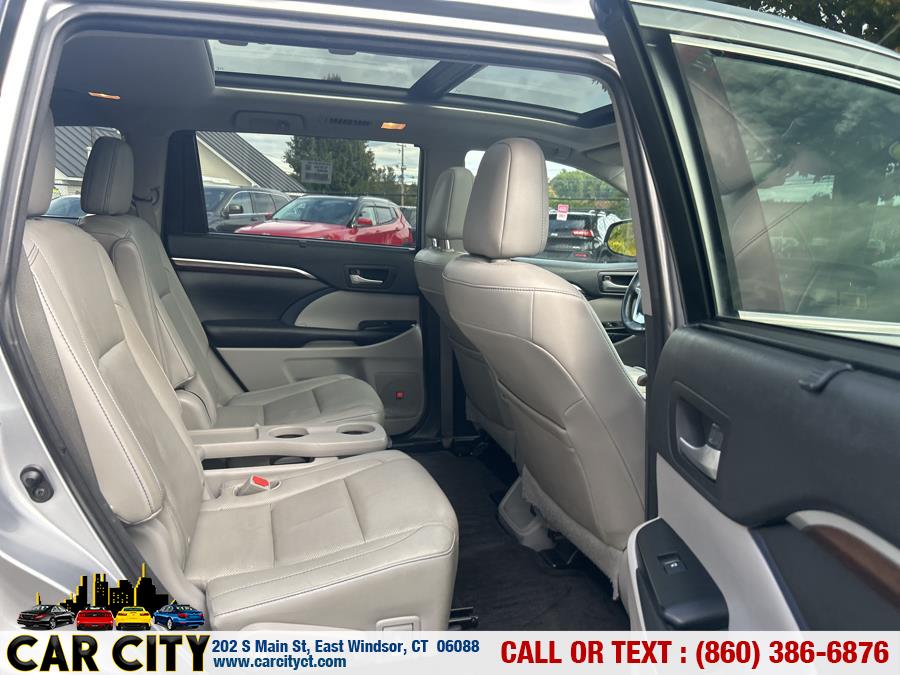 2015 Toyota Highlander AWD 4dr V6 Limited (Natl), available for sale in East Windsor, Connecticut | Car City LLC. East Windsor, Connecticut 2015 Toyota Highlander AWD 4dr V6 Limited (Natl), available for sale in East Windsor, Connecticut | Car City LLC. East Windsor, Connecticut