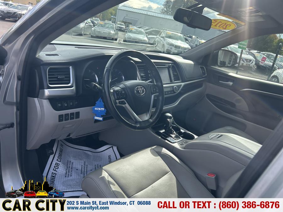 2015 Toyota Highlander AWD 4dr V6 Limited (Natl), available for sale in East Windsor, Connecticut | Car City LLC. East Windsor, Connecticut 2015 Toyota Highlander AWD 4dr V6 Limited (Natl), available for sale in East Windsor, Connecticut | Car City LLC. East Windsor, Connecticut