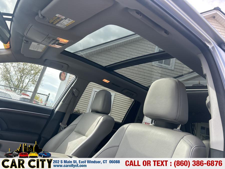 2015 Toyota Highlander AWD 4dr V6 Limited (Natl), available for sale in East Windsor, Connecticut | Car City LLC. East Windsor, Connecticut 2015 Toyota Highlander AWD 4dr V6 Limited (Natl), available for sale in East Windsor, Connecticut | Car City LLC. East Windsor, Connecticut