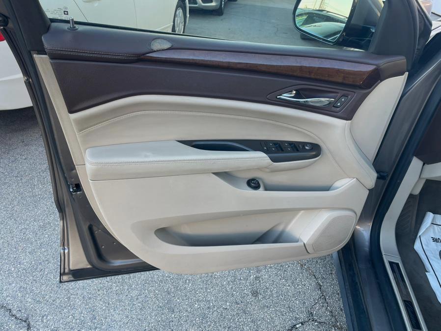 2012 Cadillac SRX AWD 4dr Luxury Collection, available for sale in Hawaiian Gardens, California | Luxe Motors. Hawaiian Gardens, California 2012 Cadillac SRX AWD 4dr Luxury Collection, available for sale in Hawaiian Gardens, California | Luxe Motors. Hawaiian Gardens, California