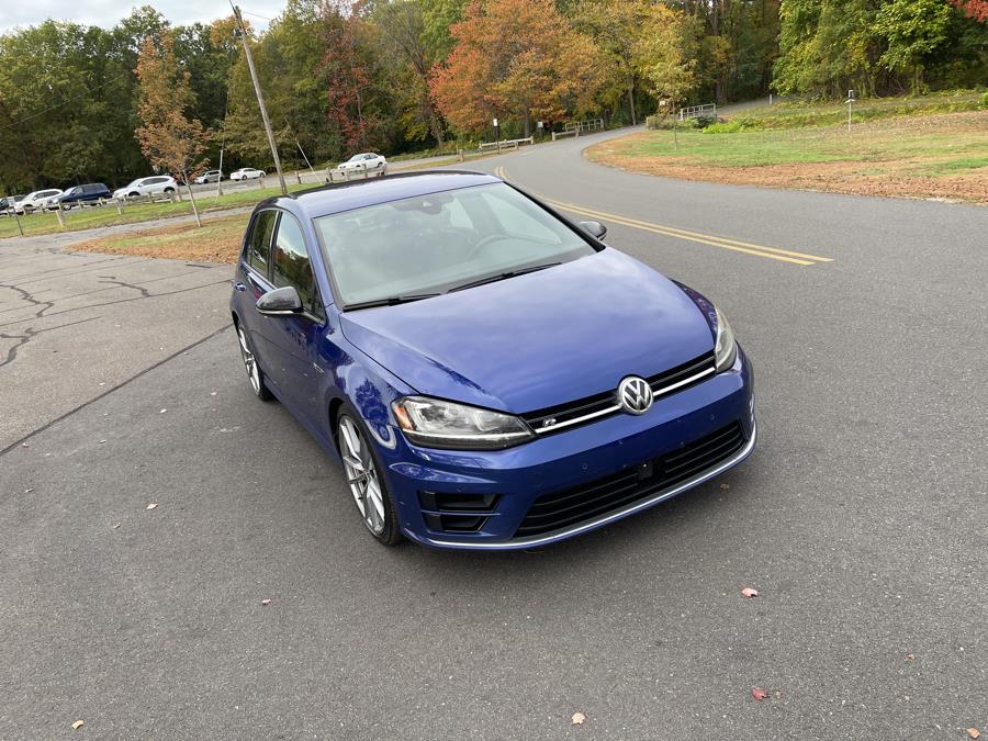 2017 Volkswagen Golf R Base photo 2