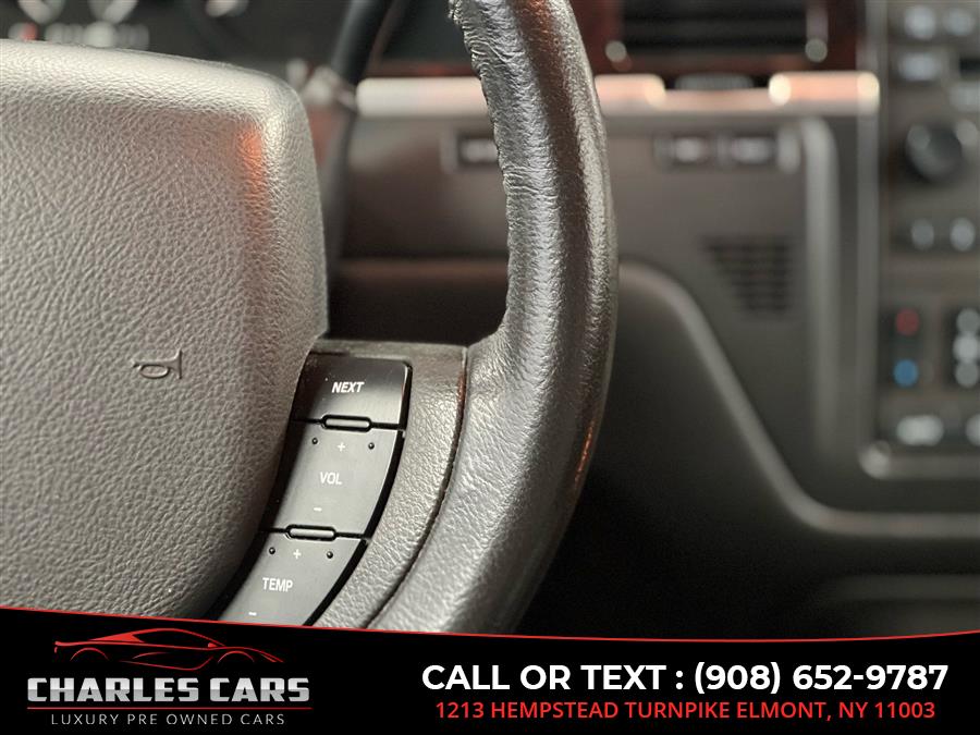 2011 Lincoln Town Car Signature Limited, available for sale in Elmont, New York | Charles Cars. Elmont, New York 2011 Lincoln Town Car Signature Limited, available for sale in Elmont, New York | Charles Cars. Elmont, New York
