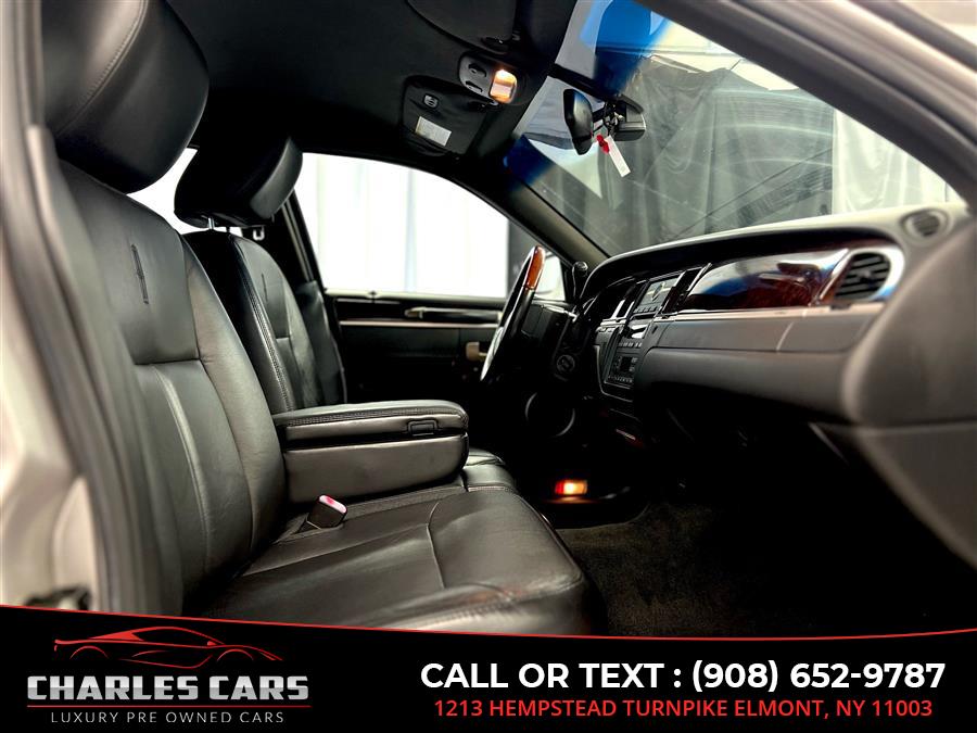 2011 Lincoln Town Car Signature Limited, available for sale in Elmont, New York | Charles Cars. Elmont, New York 2011 Lincoln Town Car Signature Limited, available for sale in Elmont, New York | Charles Cars. Elmont, New York