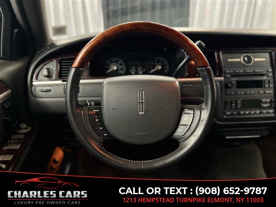 2011 Lincoln Town Car Signature Limited, available for sale in Elmont, New York | Charles Cars. Elmont, New York 2011 Lincoln Town Car Signature Limited, available for sale in Elmont, New York | Charles Cars. Elmont, New York