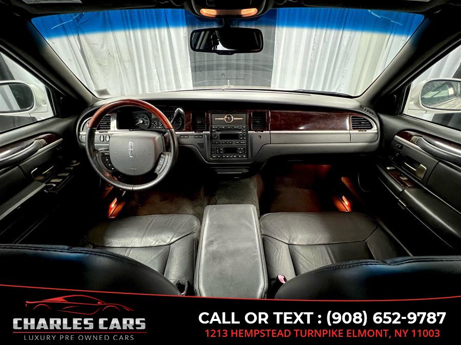 2011 Lincoln Town Car Signature Limited, available for sale in Elmont, New York | Charles Cars. Elmont, New York 2011 Lincoln Town Car Signature Limited, available for sale in Elmont, New York | Charles Cars. Elmont, New York