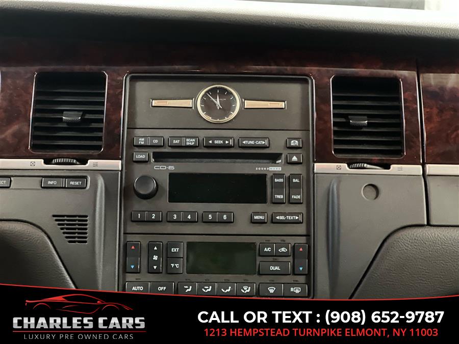 2011 Lincoln Town Car Signature Limited, available for sale in Elmont, New York | Charles Cars. Elmont, New York 2011 Lincoln Town Car Signature Limited, available for sale in Elmont, New York | Charles Cars. Elmont, New York