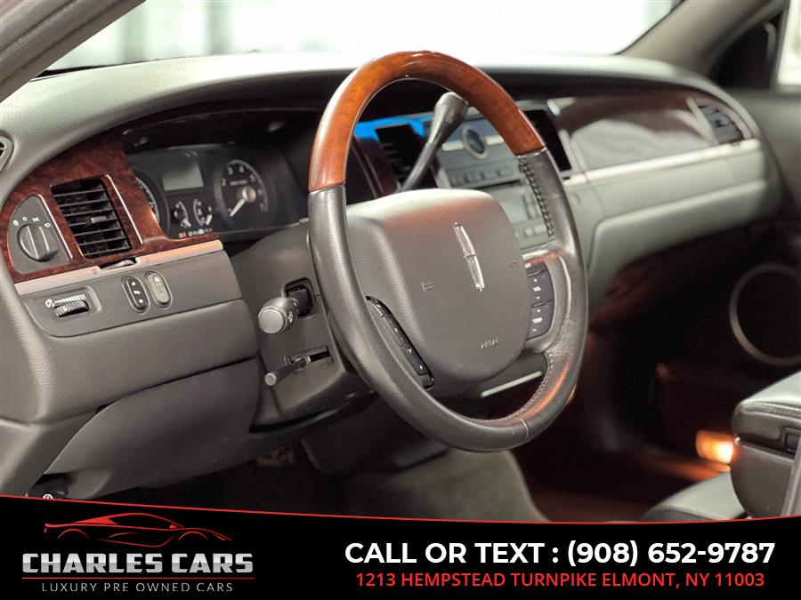 2011 Lincoln Town Car Signature Limited, available for sale in Elmont, New York | Charles Cars. Elmont, New York 2011 Lincoln Town Car Signature Limited, available for sale in Elmont, New York | Charles Cars. Elmont, New York