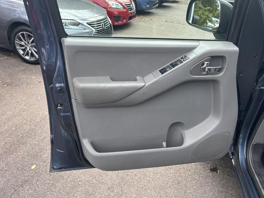 2014 Nissan Frontier 4WD Crew Cab SWB Auto PRO-4X, available for sale in Vernon Rockville, Connecticut | Vernon Motor Cars. Vernon Rockville, Connecticut 2014 Nissan Frontier 4WD Crew Cab SWB Auto PRO-4X, available for sale in Vernon Rockville, Connecticut | Vernon Motor Cars. Vernon Rockville, Connecticut