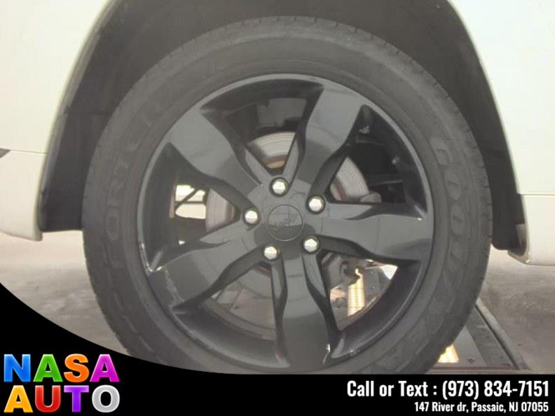 2015 Jeep Grand Cherokee 4WD 4dr High Altitude, available for sale in Passaic, New Jersey | Nasa Auto. Passaic, New Jersey 2015 Jeep Grand Cherokee 4WD 4dr High Altitude, available for sale in Passaic, New Jersey | Nasa Auto. Passaic, New Jersey