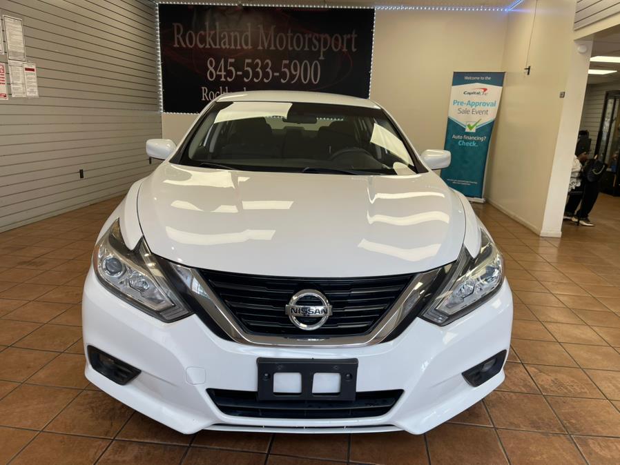 2018 Nissan Altima 2.5 SR photo 2