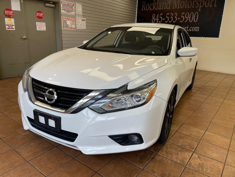 2018 Nissan Altima 2.5 SR photo 3