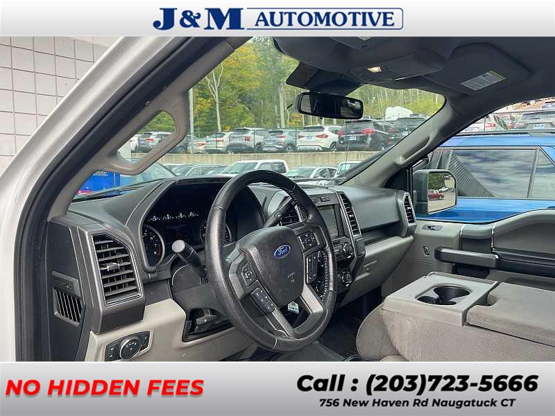 2019 Ford F-150 XLT photo 2