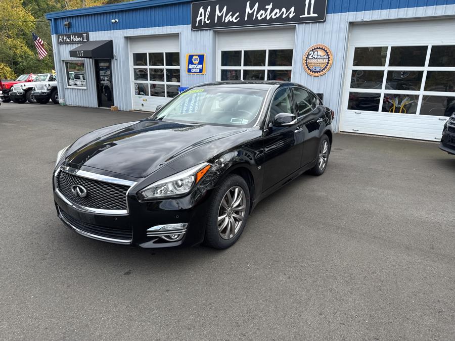 Used 2016 Infiniti Q70 in Branford, Connecticut | Al Mac Motors 2. Branford, Connecticut