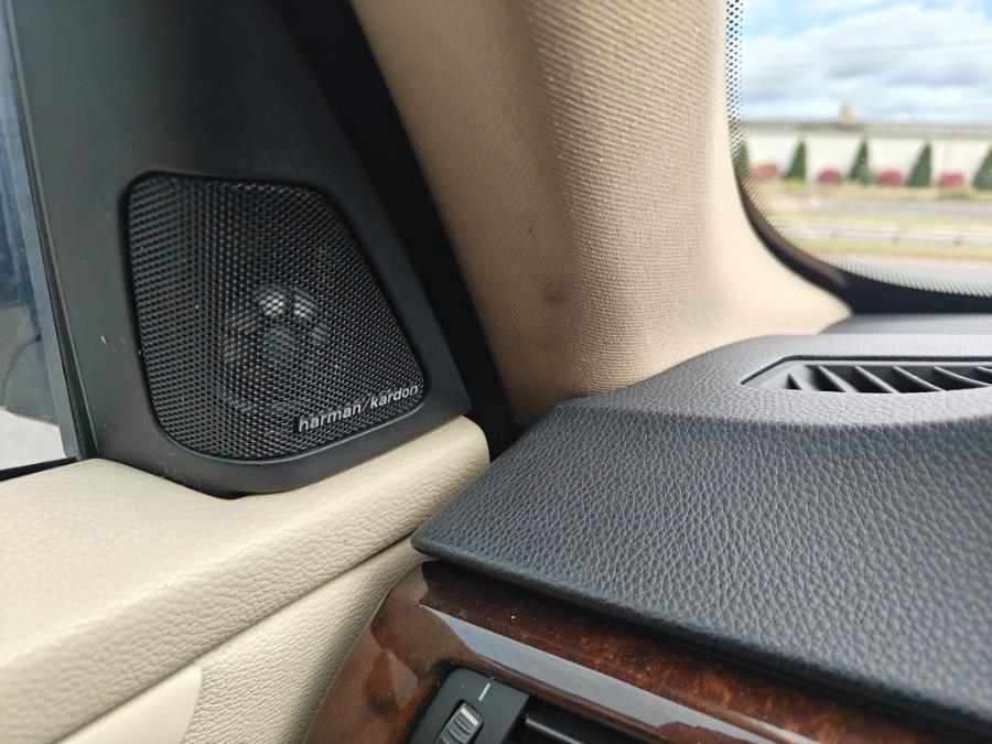 2013 BMW 3 Series 2dr Cpe 328i xDrive AWD, available for sale in South Windsor, Connecticut | Fancy Rides LLC. South Windsor, Connecticut 2013 BMW 3 Series 2dr Cpe 328i xDrive AWD, available for sale in South Windsor, Connecticut | Fancy Rides LLC. South Windsor, Connecticut