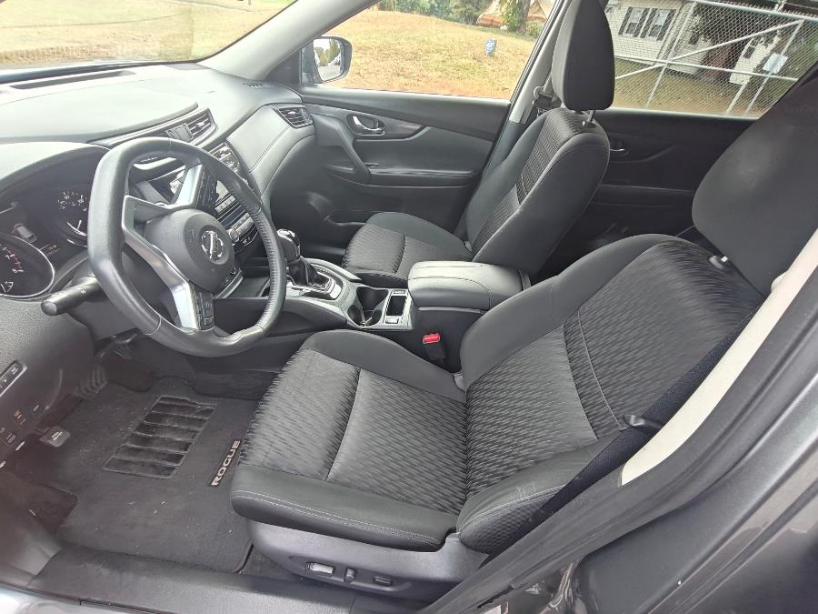 2017 Nissan Rogue 2017.5 AWD SV, available for sale in South Windsor, Connecticut | Fancy Rides LLC. South Windsor, Connecticut 2017 Nissan Rogue 2017.5 AWD SV, available for sale in South Windsor, Connecticut | Fancy Rides LLC. South Windsor, Connecticut
