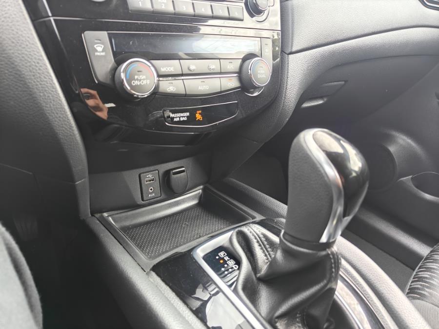 2017 Nissan Rogue 2017.5 AWD SV, available for sale in South Windsor, Connecticut | Fancy Rides LLC. South Windsor, Connecticut 2017 Nissan Rogue 2017.5 AWD SV, available for sale in South Windsor, Connecticut | Fancy Rides LLC. South Windsor, Connecticut