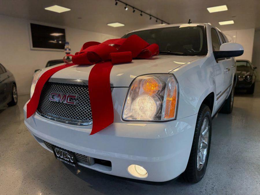 2009 GMC Yukon Denali Sport Utility 4D, available for sale in Santa Ana, California | K&T Motor LLC. Santa Ana, California 2009 GMC Yukon Denali Sport Utility 4D, available for sale in Santa Ana, California | K&T Motor LLC. Santa Ana, California