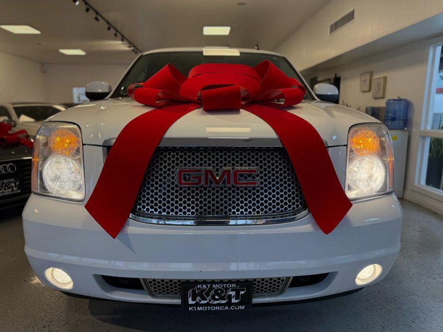 2009 GMC Yukon Denali Sport Utility 4D, available for sale in Santa Ana, California | K&T Motor LLC. Santa Ana, California 2009 GMC Yukon Denali Sport Utility 4D, available for sale in Santa Ana, California | K&T Motor LLC. Santa Ana, California