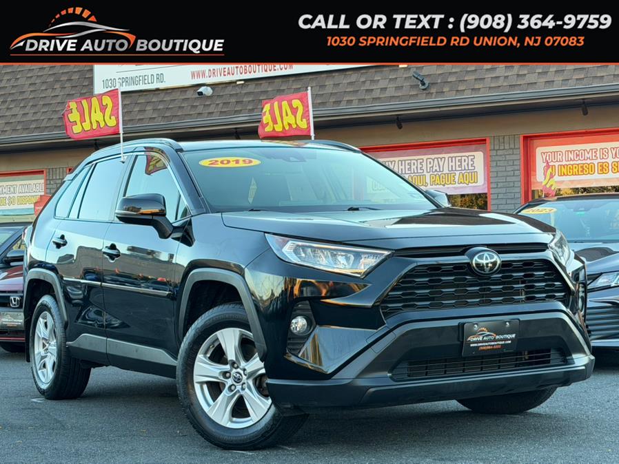 2019 Toyota RAV4 XLE's photo