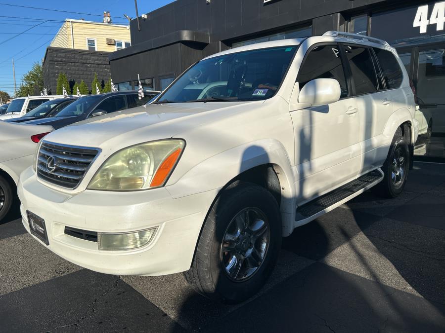 2004 Lexus GX 470 4dr SUV 4WD, available for sale in Jersey City, New Jersey | Luxe Auto Galleria. Jersey City, New Jersey 2004 Lexus GX 470 4dr SUV 4WD, available for sale in Jersey City, New Jersey | Luxe Auto Galleria. Jersey City, New Jersey